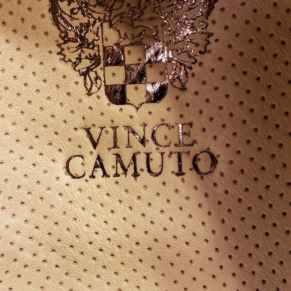 NEW Vince Camuto Black Leather Sneakers w/Tassels - Picture 5 of 7